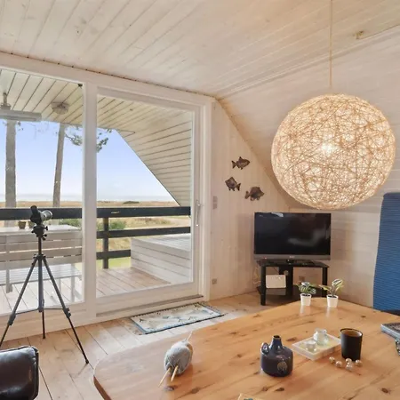 Naina - 200m From The Sea By Interhome *