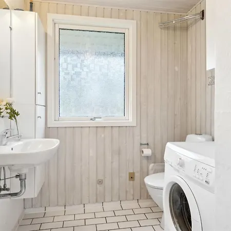 Naina - 200m From The Sea By Interhome Casa de Férias *