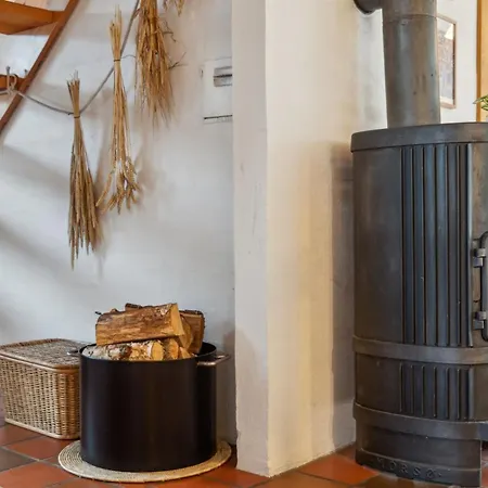 Ferienhaus Naina - 200m From The Sea By Interhome *